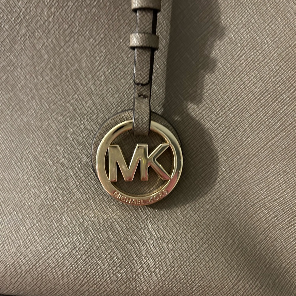 Michael Kors Tan Tote Bag - Picture 5 of 12